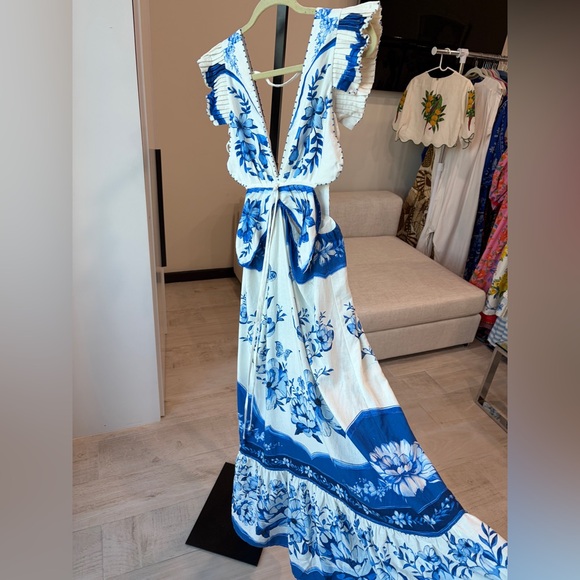 Farm Rio: Off-White Porcelain Garden Butterlfy Lenzing Midi Dress - Picture 9 of 10